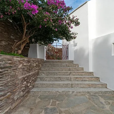 Touchstone House Vila Vrakhnos